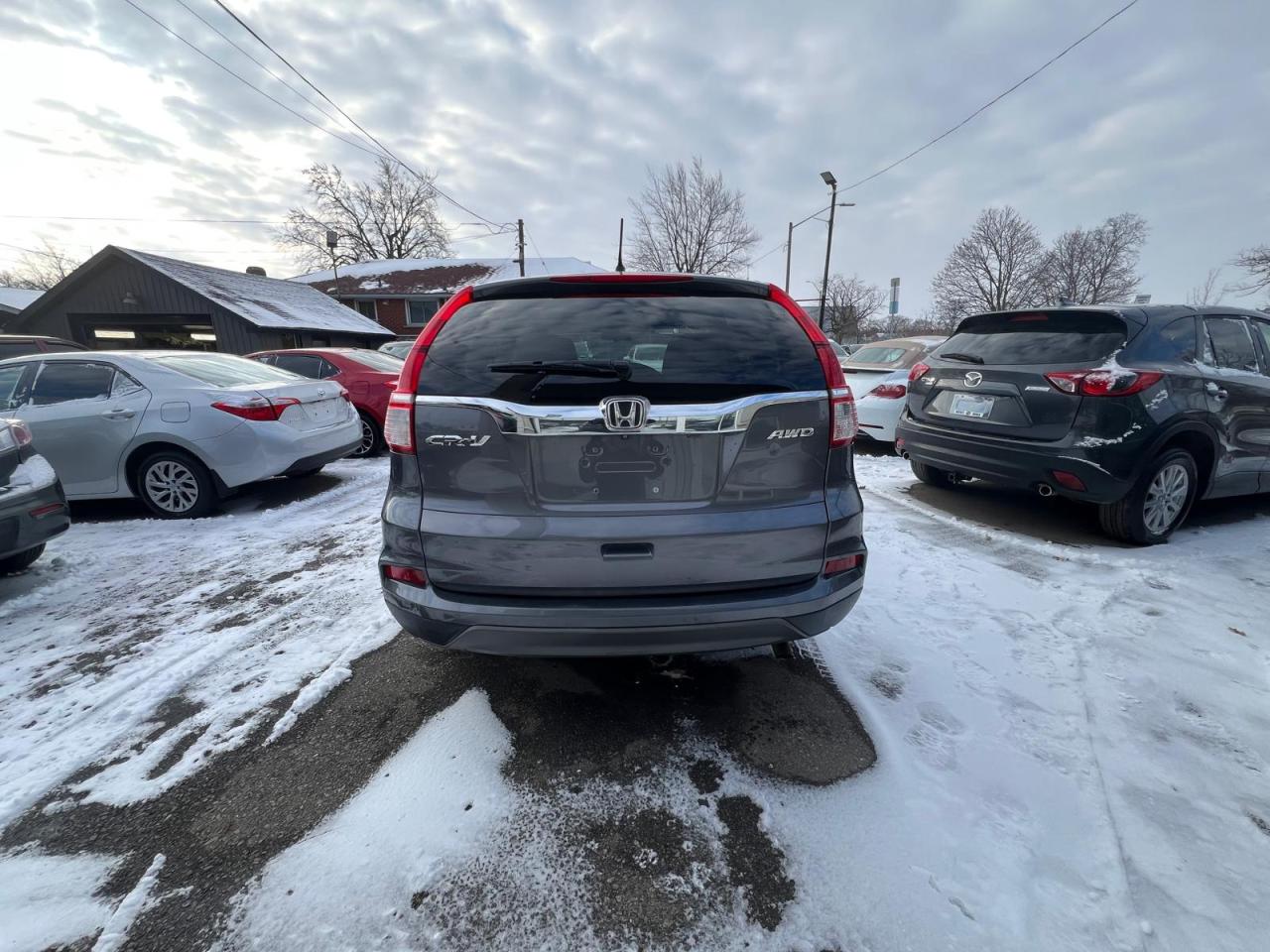 2015 Honda CR-V LX Photo3