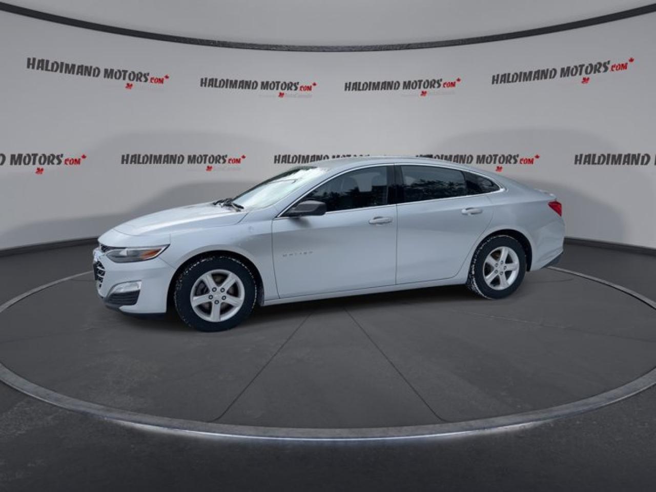 2020 Chevrolet Malibu LS Photo