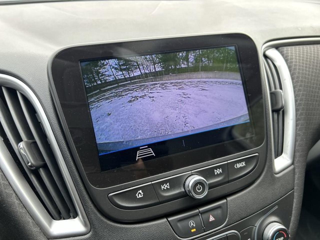 2020 Chevrolet Malibu LS Photo