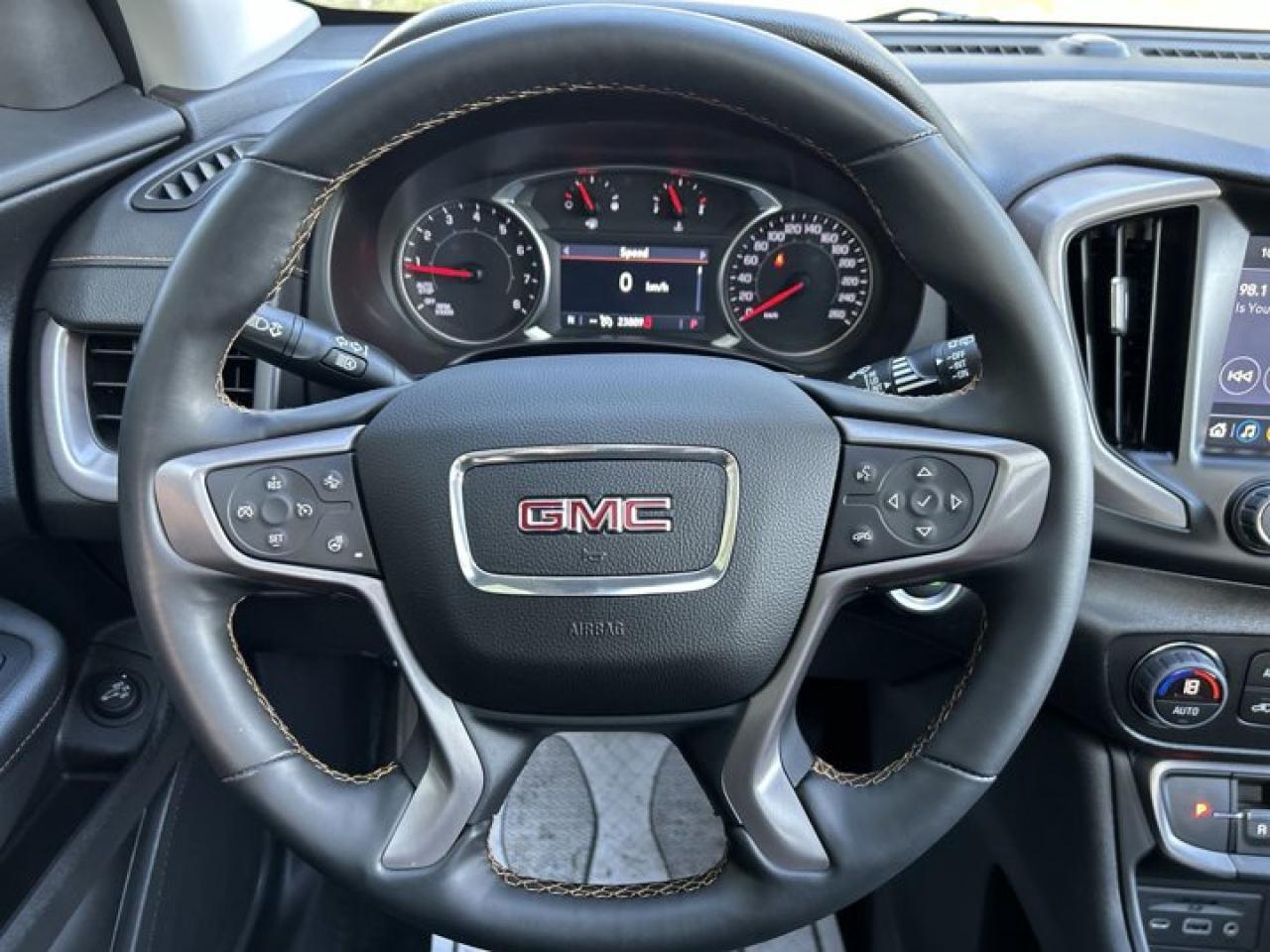 2024 GMC Terrain AT4 | Remote Start | Leather Seats | Panoramic Roof Photo