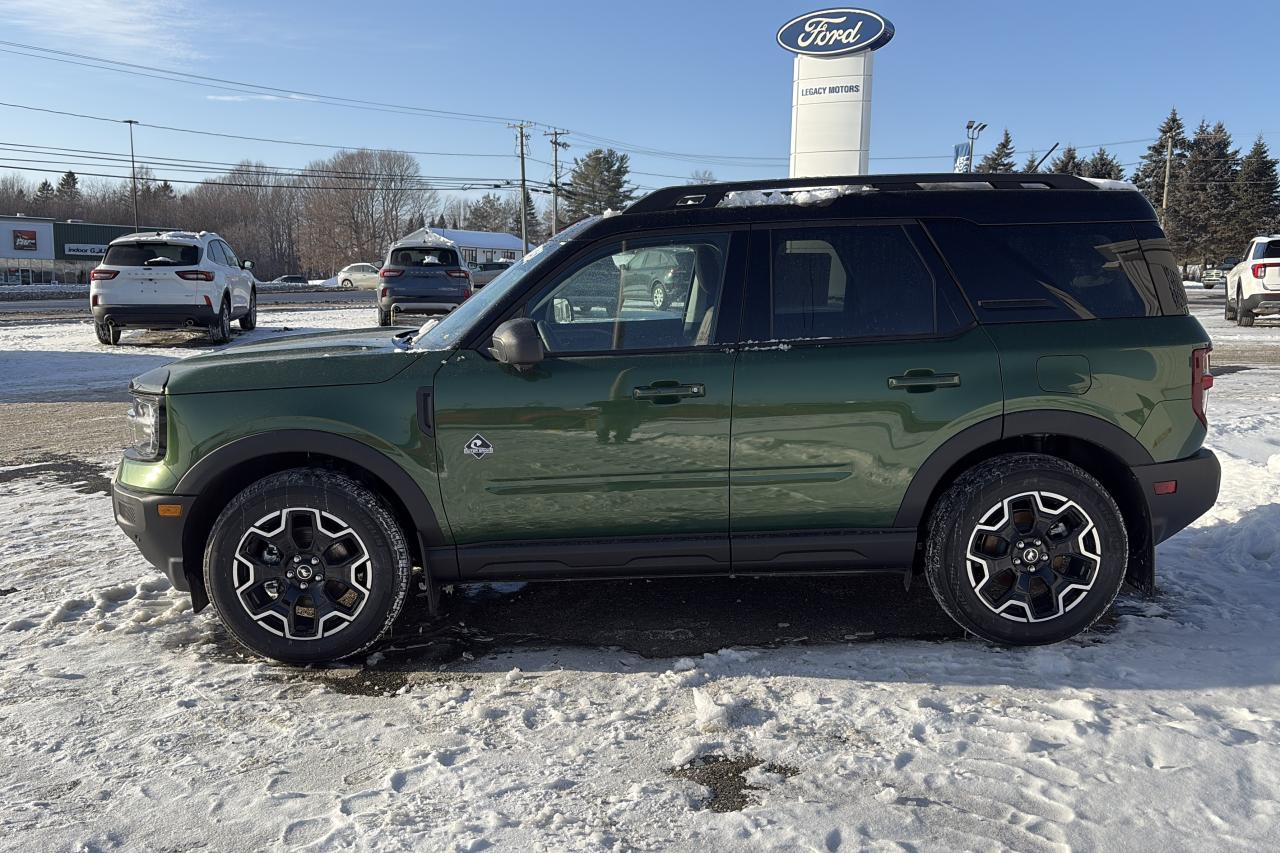 2025 Ford Bronco Sport Outer Banks® Photo1