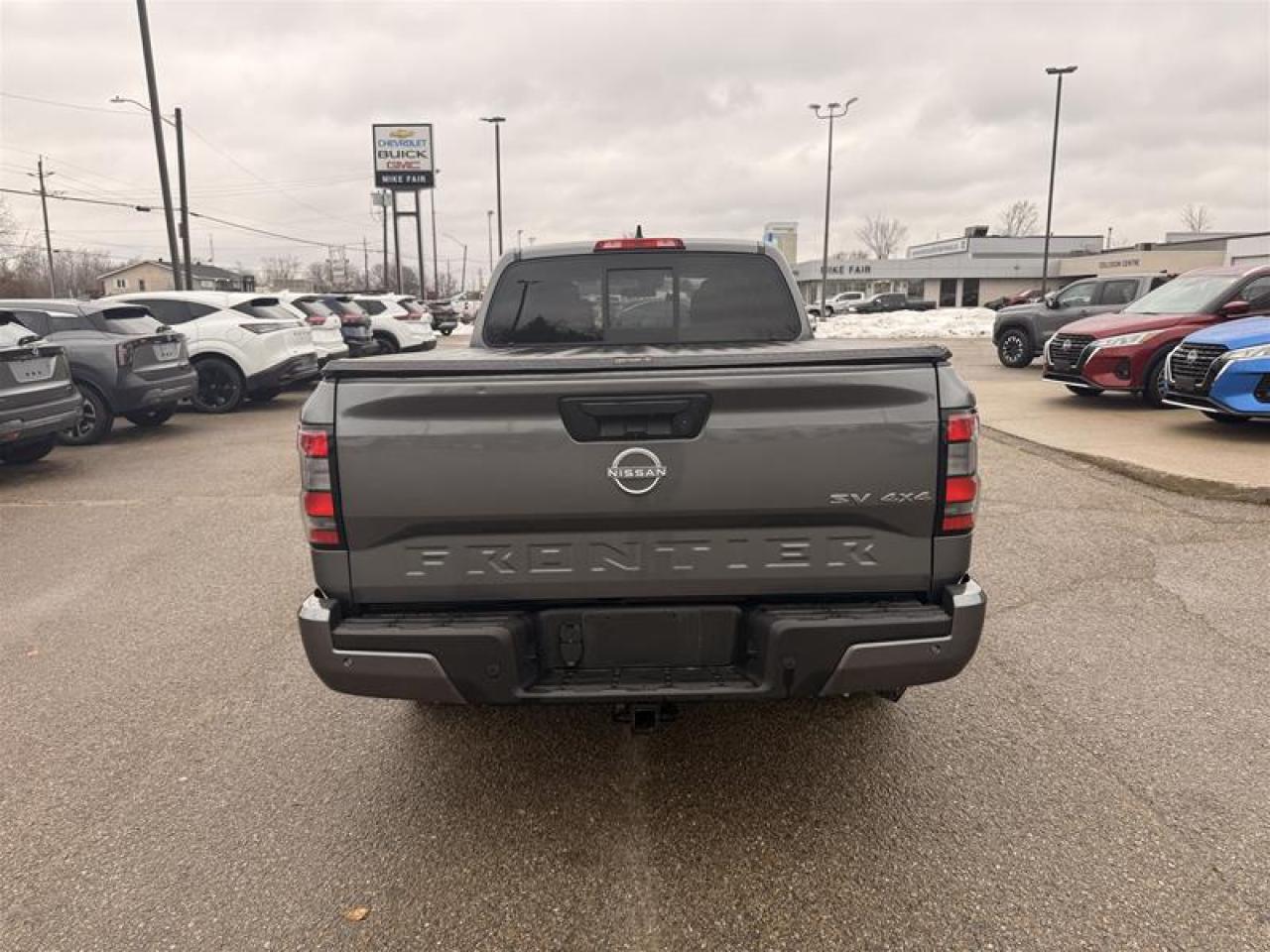 2022 Nissan Frontier Crew Cab SV 4X4 at Photo