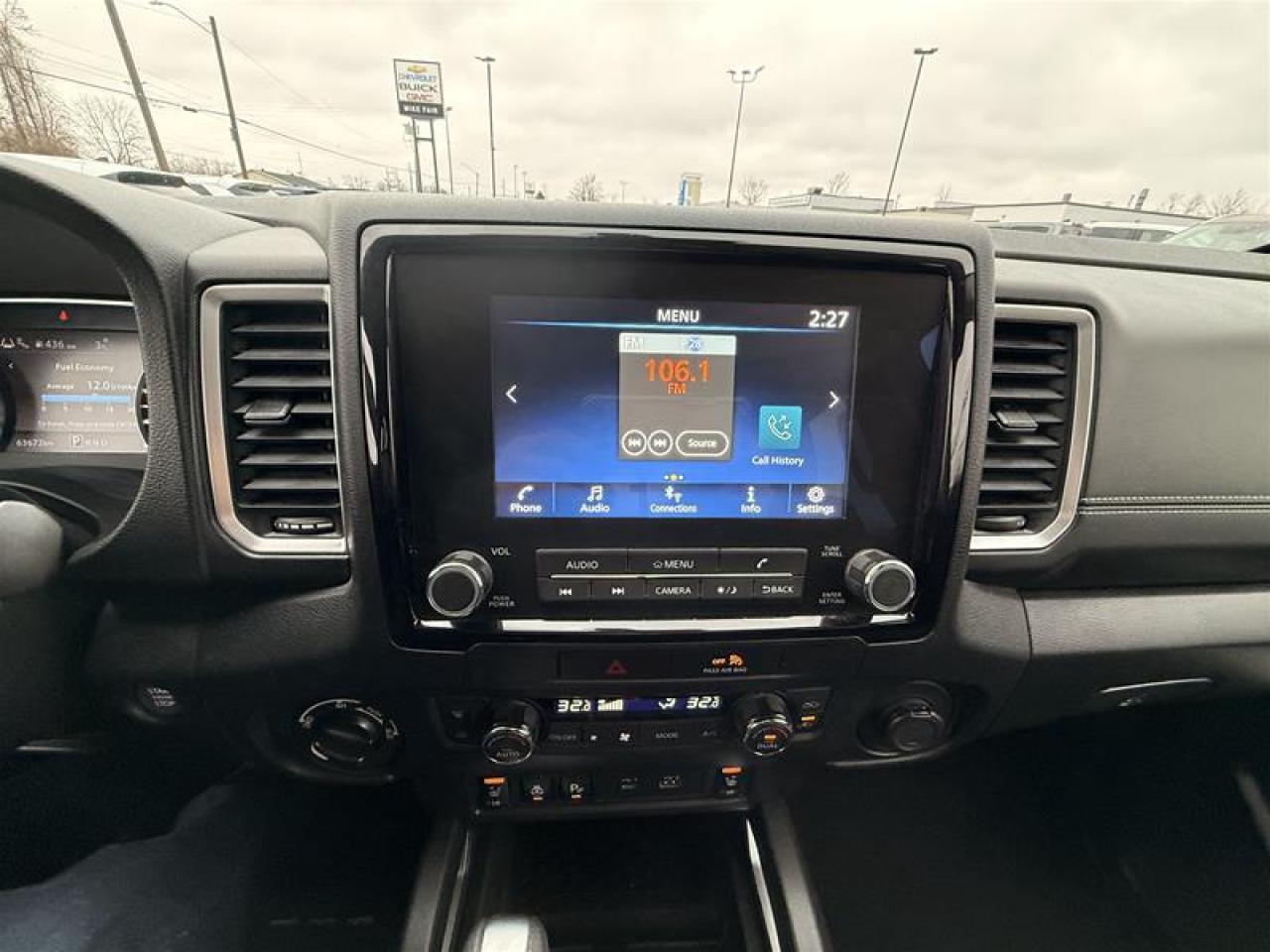 2022 Nissan Frontier Crew Cab SV 4X4 at Photo