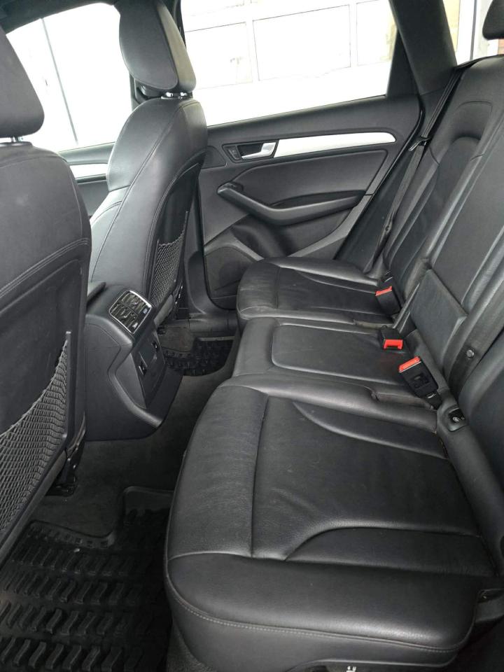 2016 Audi Q5 2.0T Technik - Photo #8