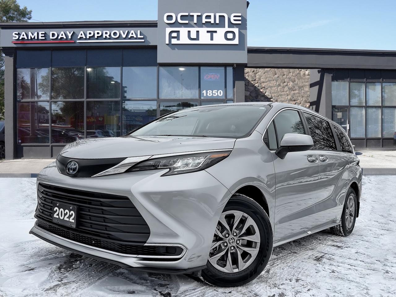 Used 2022 Toyota Sienna XLE HYBRID for sale in Scarborough, ON