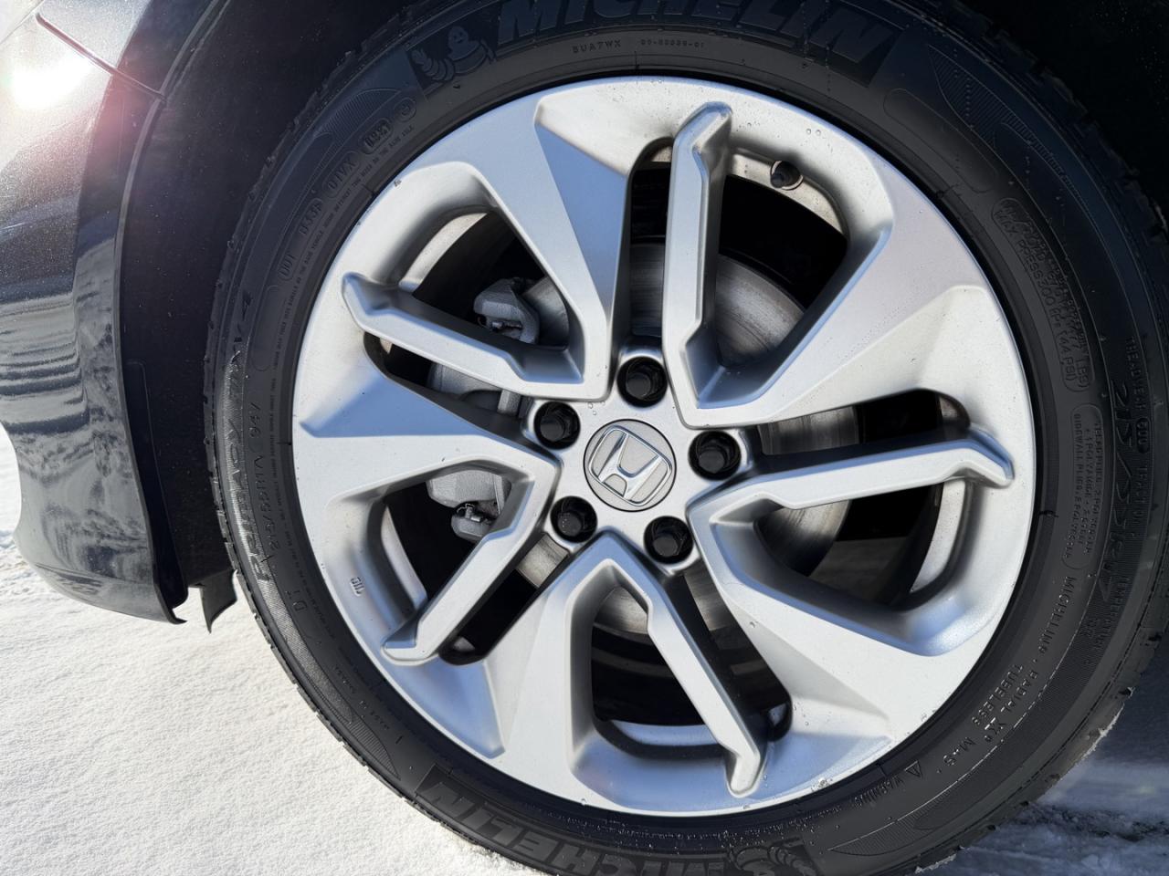 2018 Honda Accord LX CVT - Photo #7