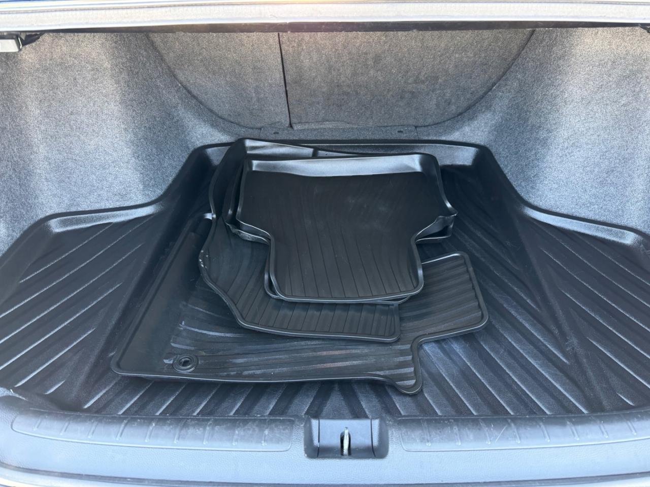 2018 Honda Accord LX CVT - Photo #8