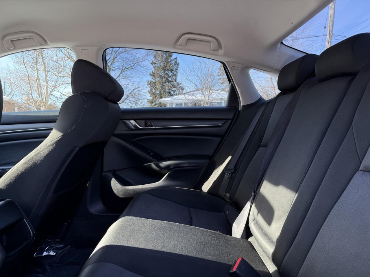 2018 Honda Accord LX CVT - Photo #12