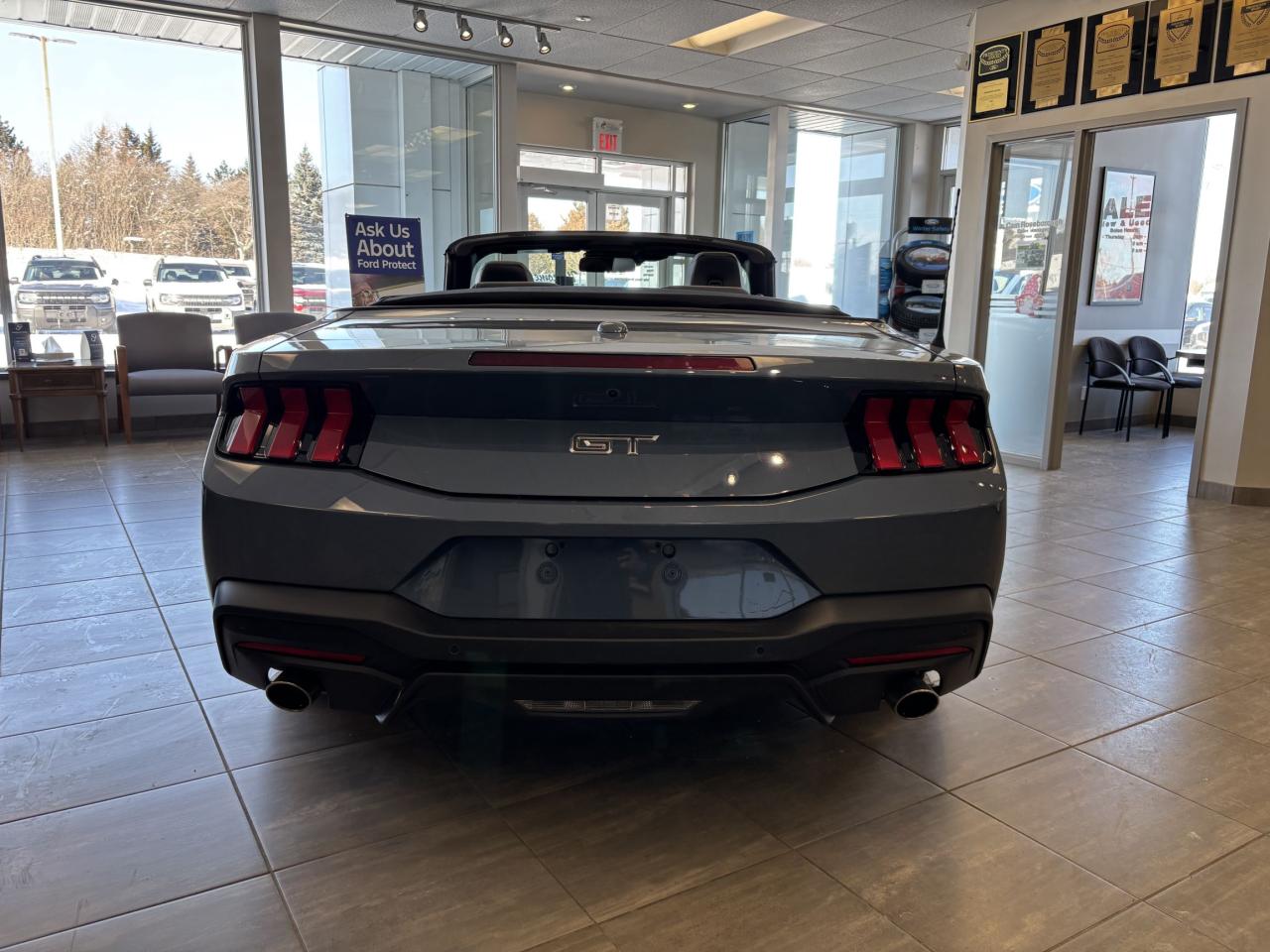 2025 Ford Mustang CONVERTIBLE! 5L! GT PERFORMANCE PACK! MANUAL! Photo