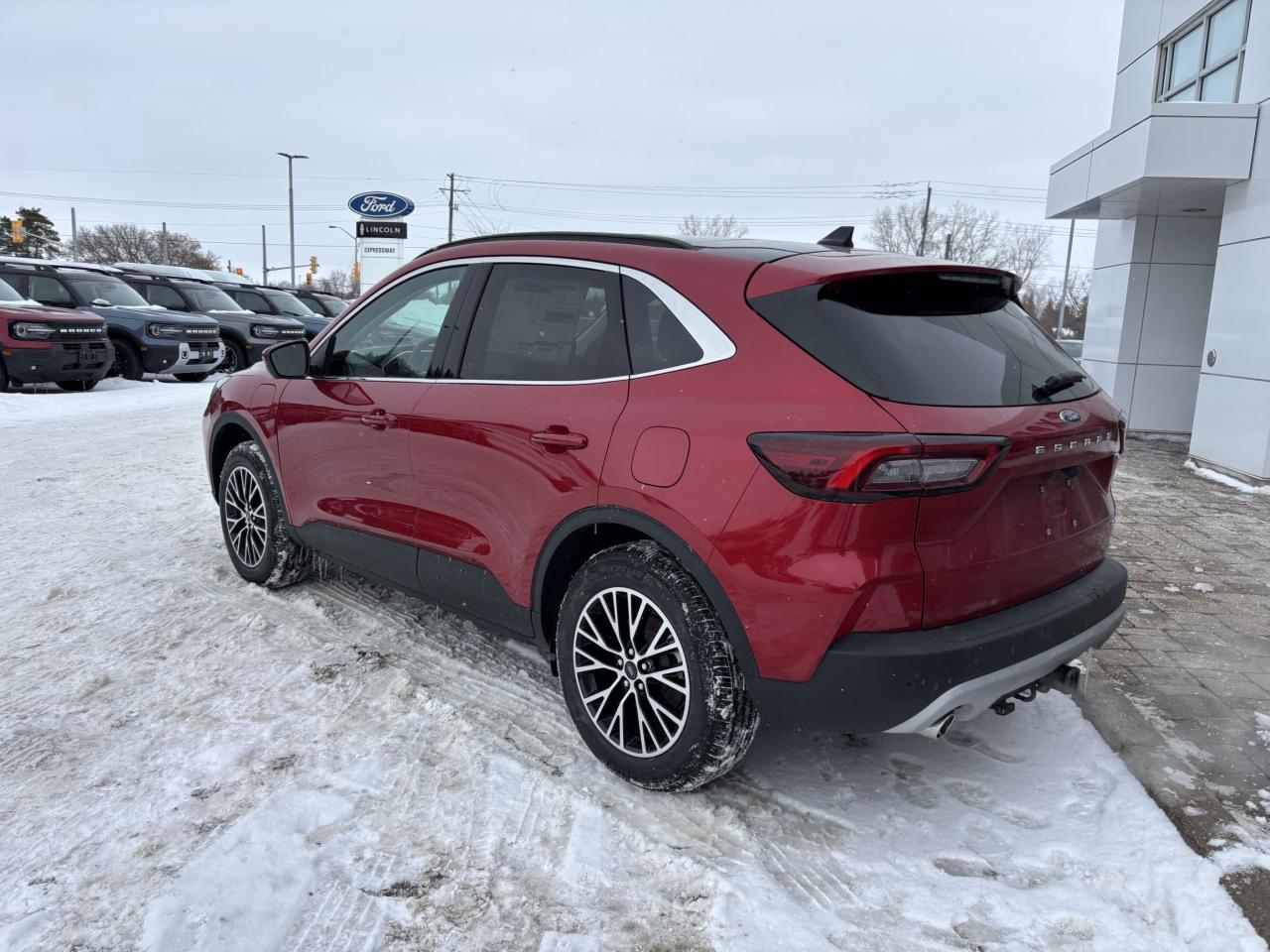 2026 Ford Escape PHEV FWD, 360 CAMERA, HEADS UP DISPLAY Photo