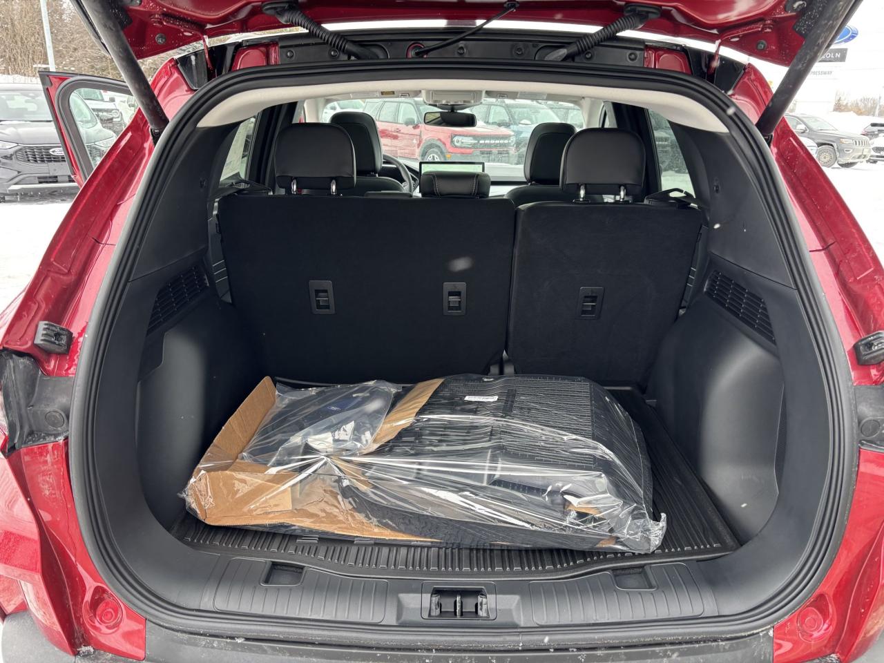 2026 Ford Escape PHEV FWD, 360 CAMERA, HEADS UP DISPLAY Photo