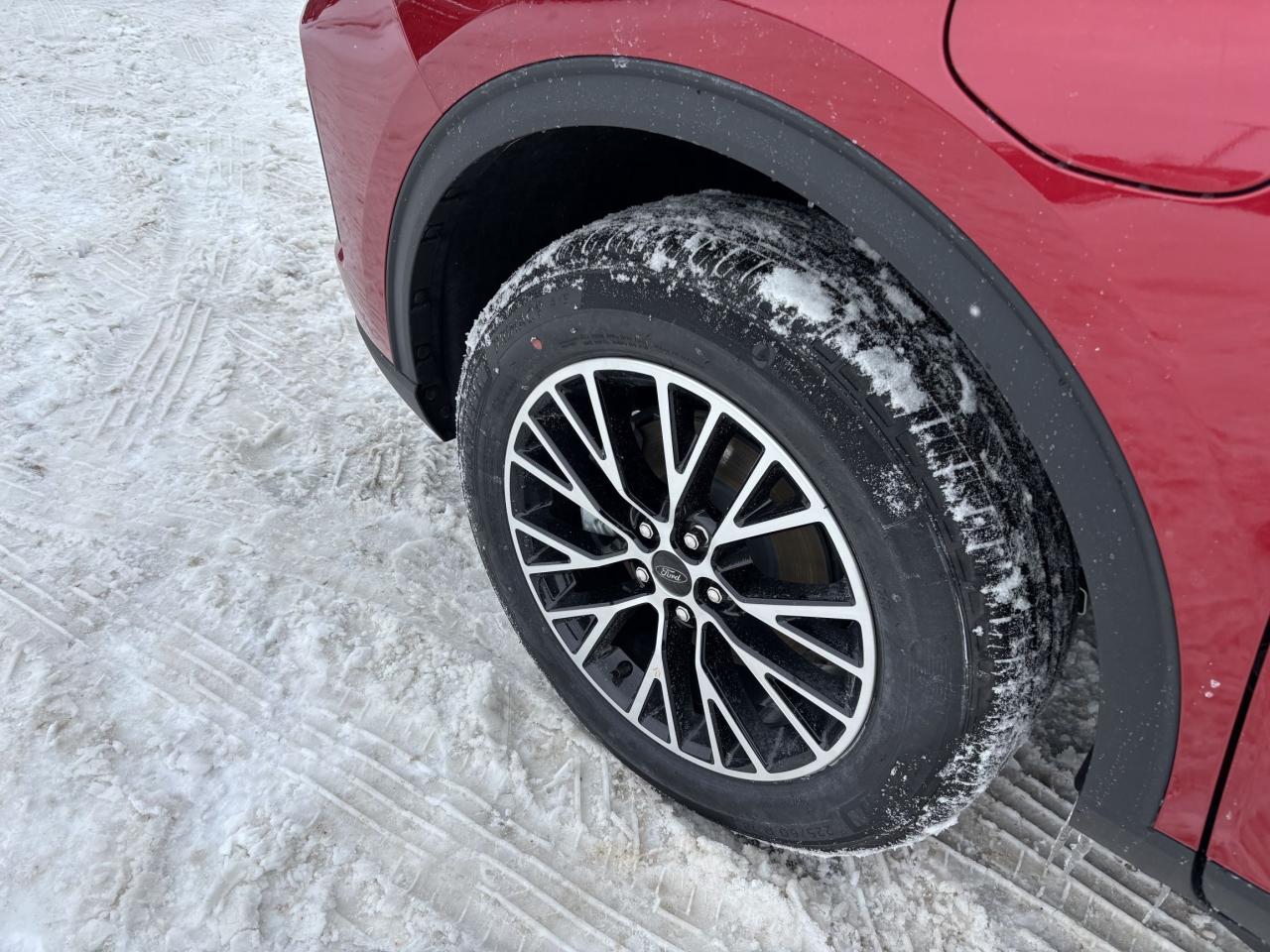 2026 Ford Escape PHEV FWD, 360 CAMERA, HEADS UP DISPLAY Photo