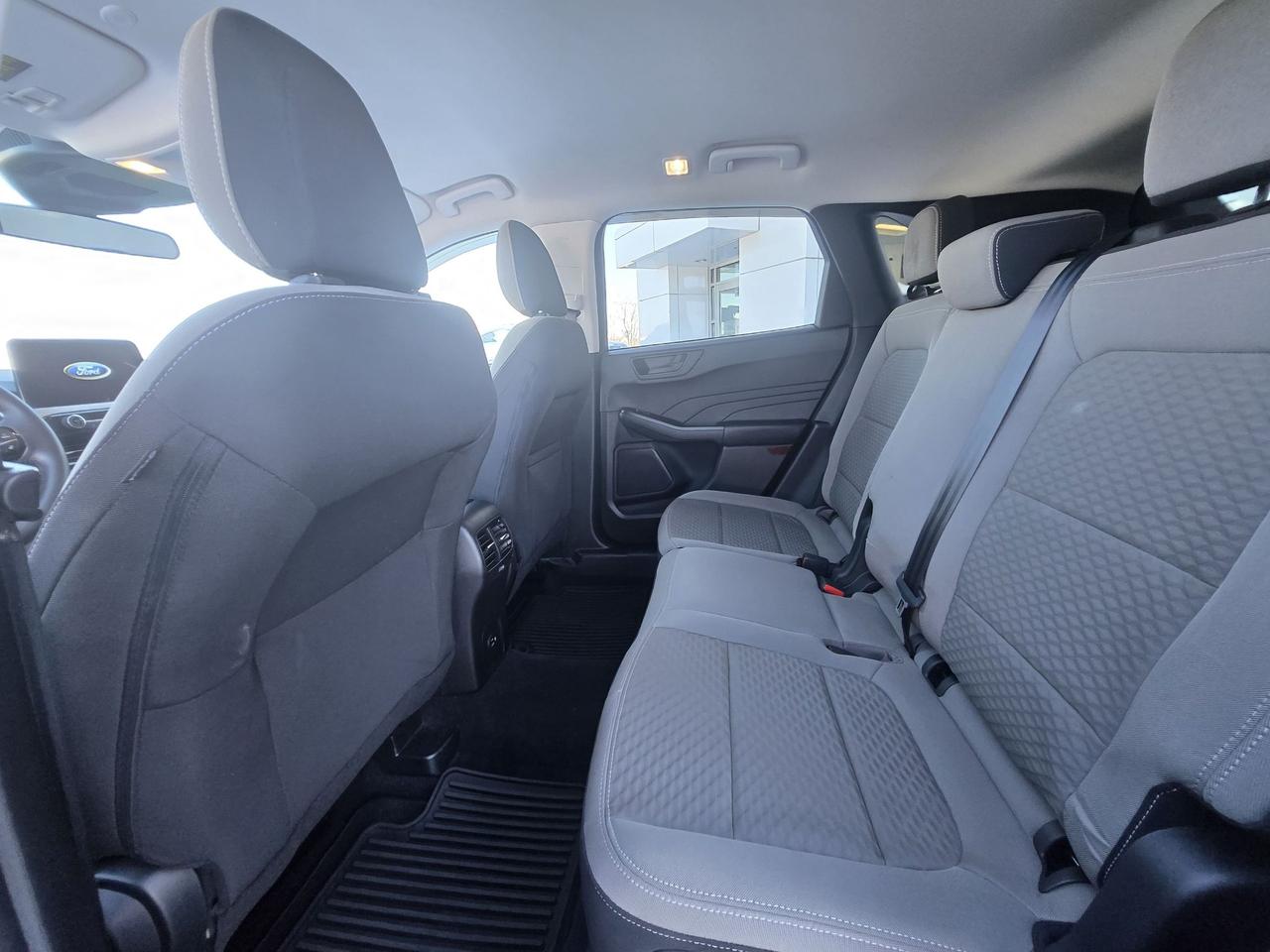 2022 Ford Escape SE, AWD, HEATED STEERING WHEEL, AWD, REMOTE START Photo