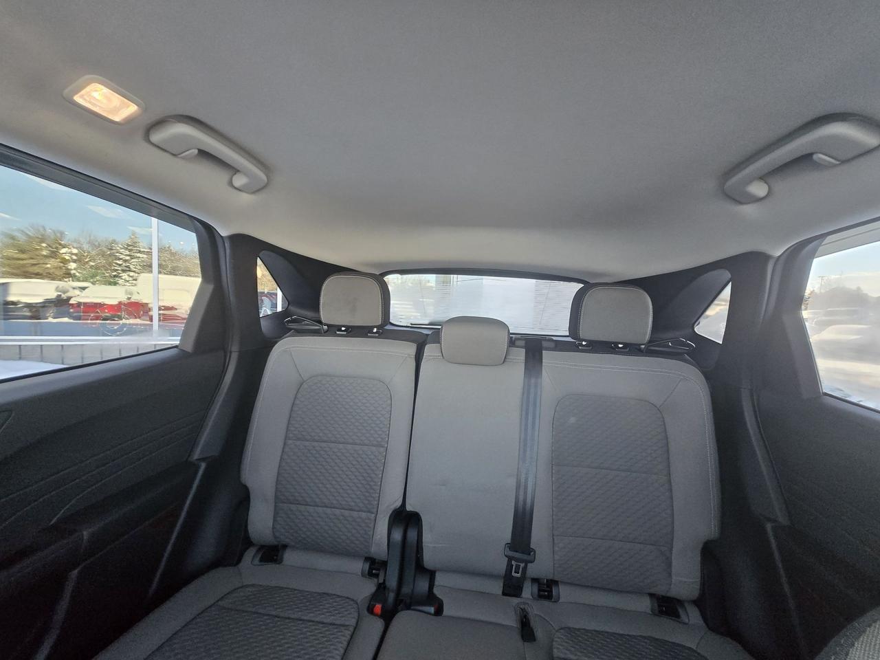 2022 Ford Escape SE, AWD, HEATED STEERING WHEEL, AWD, REMOTE START Photo