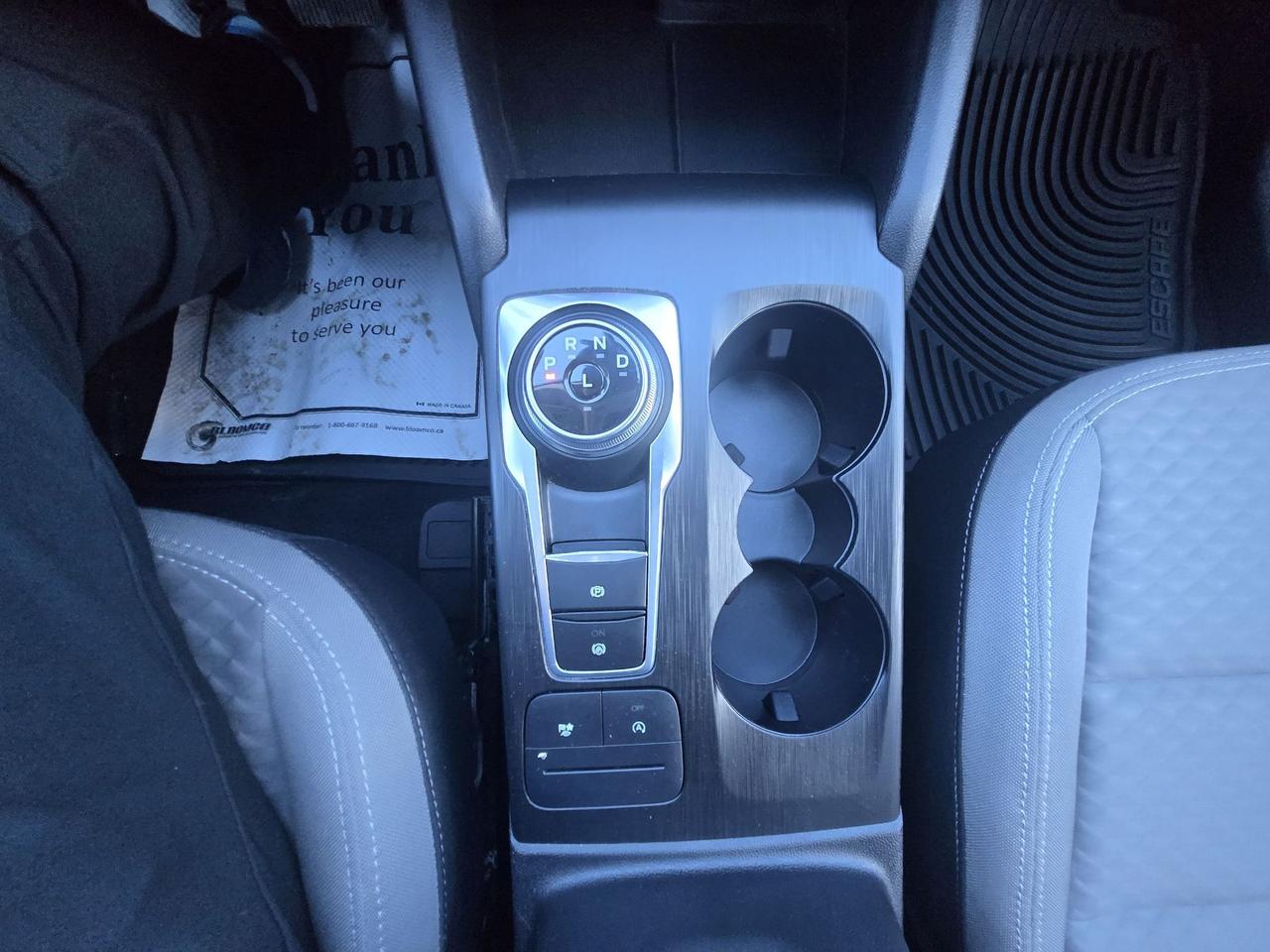 2022 Ford Escape SE, AWD, HEATED STEERING WHEEL, AWD, REMOTE START Photo