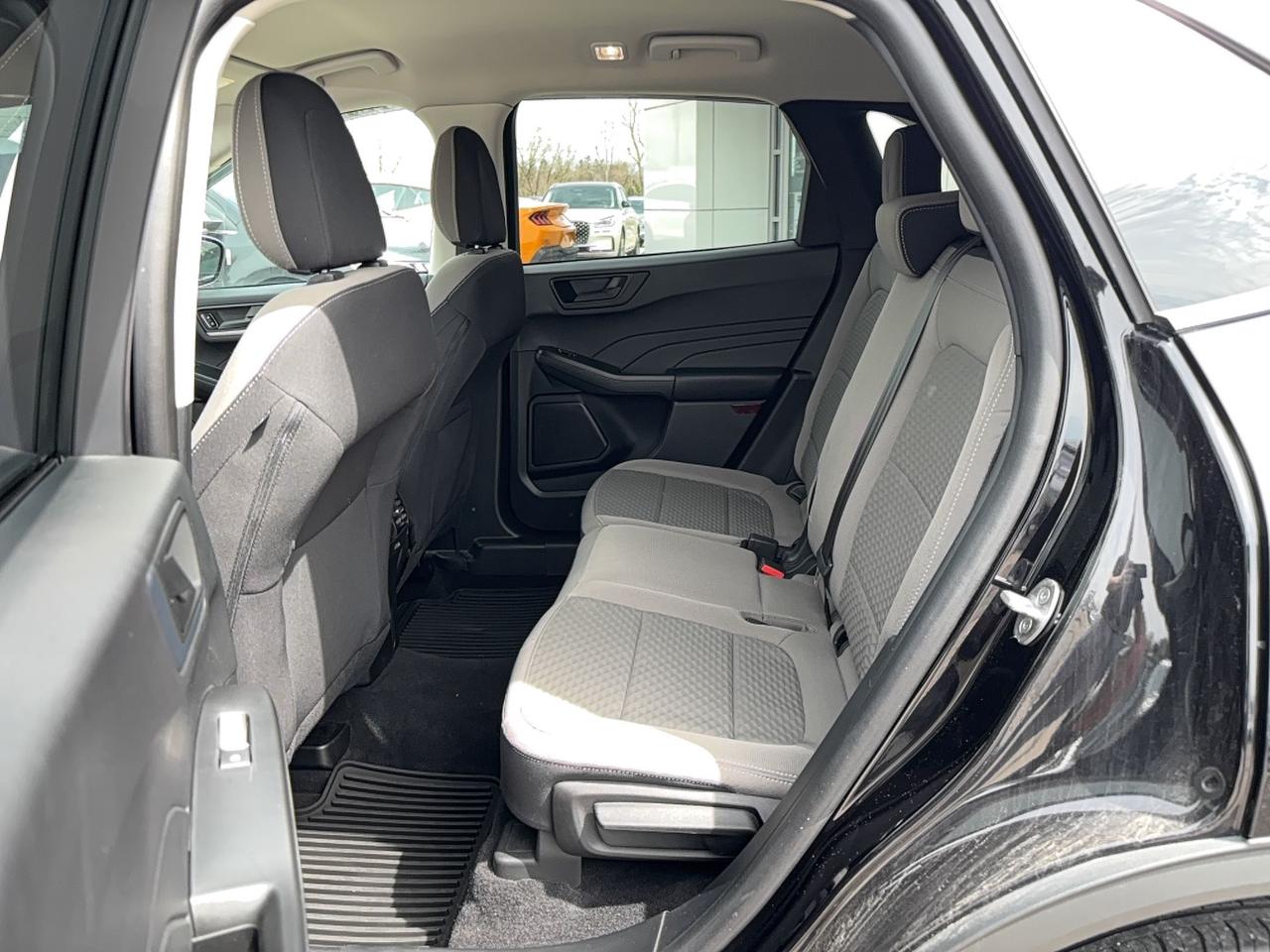 2022 Ford Escape SE, AWD, HEATED STEERING WHEEL, AWD, REMOTE START Photo