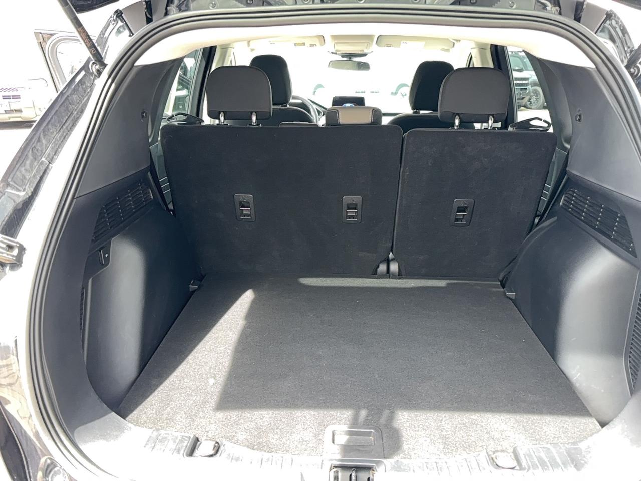 2022 Ford Escape SE, AWD, HEATED STEERING WHEEL, AWD, REMOTE START Photo