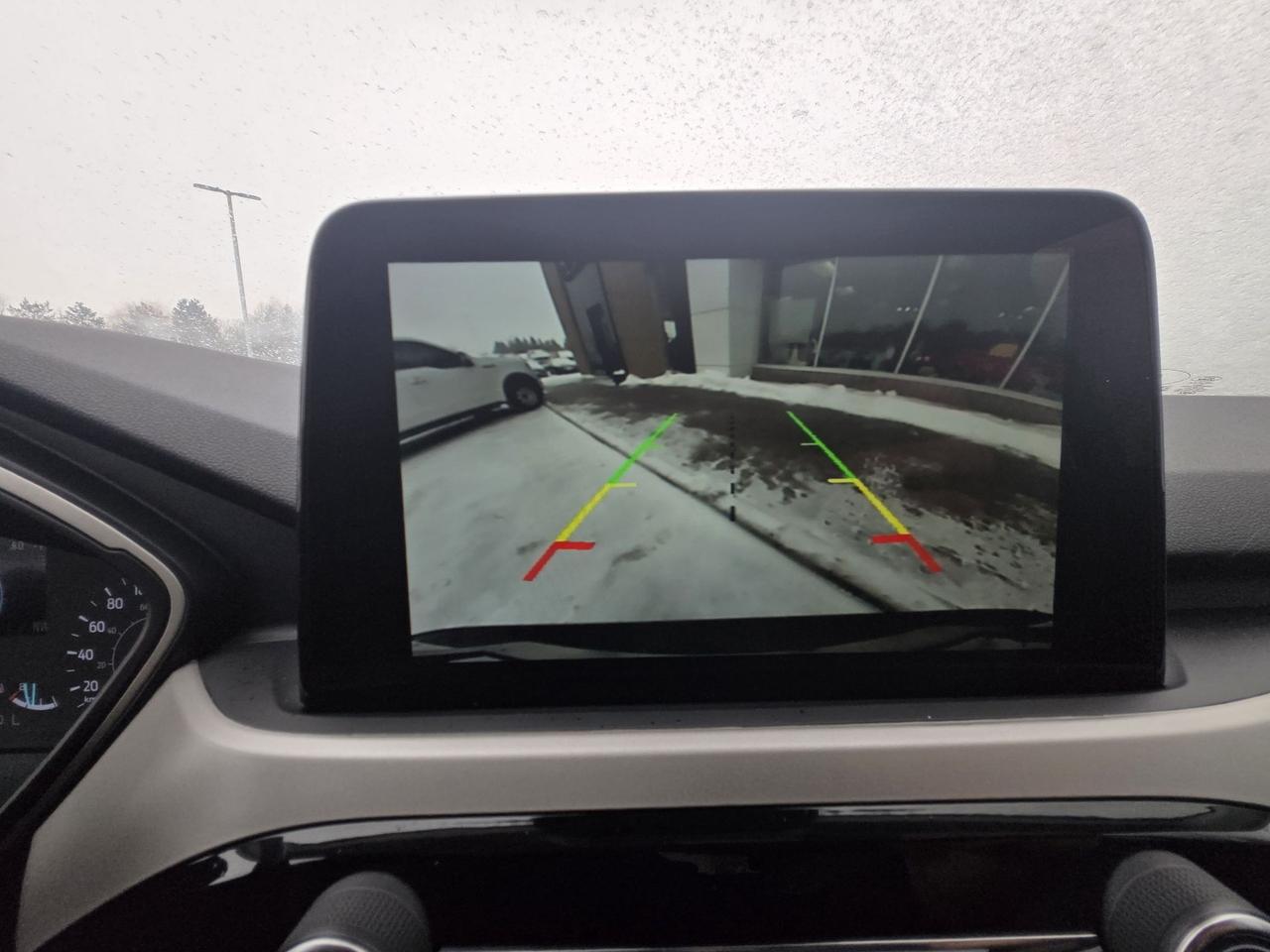 2022 Ford Escape SE, AWD, POWER LIFTGATE, HEATED STEERING WHEEL! Photo