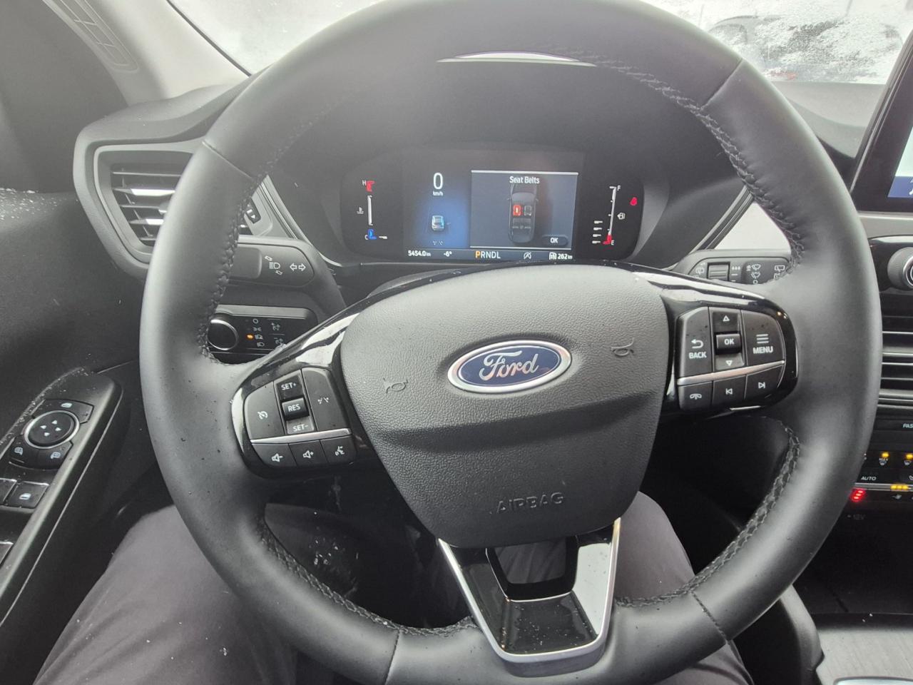 2024 Ford Escape ACTIVE, AWD, HEATED SEATS AND STEERING WHEEL! Photo