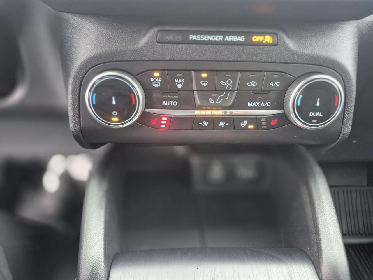 2025 Ford Escape ST-LINE, HEATED STEERING WHEEL, HEATED SEATS! Photo