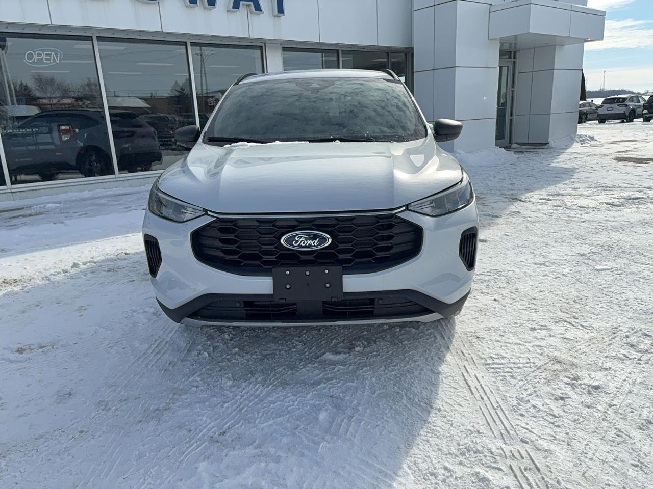 2026 Ford Escape ST-LINE, NAVIGATION, ADAPTIVE CRUISE, REMOTE START Photo3