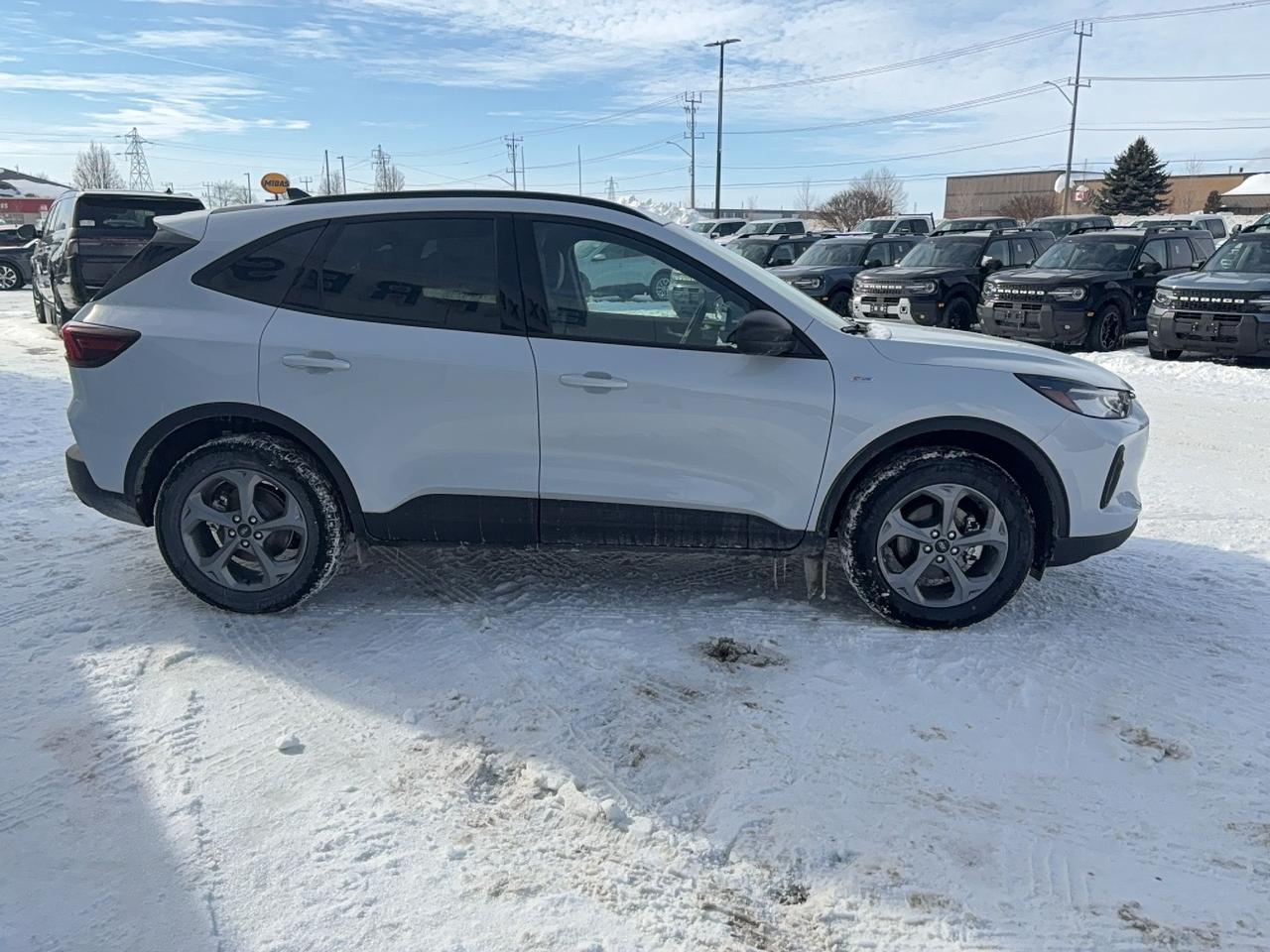 2026 Ford Escape ST-LINE, NAVIGATION, ADAPTIVE CRUISE, REMOTE START Photo
