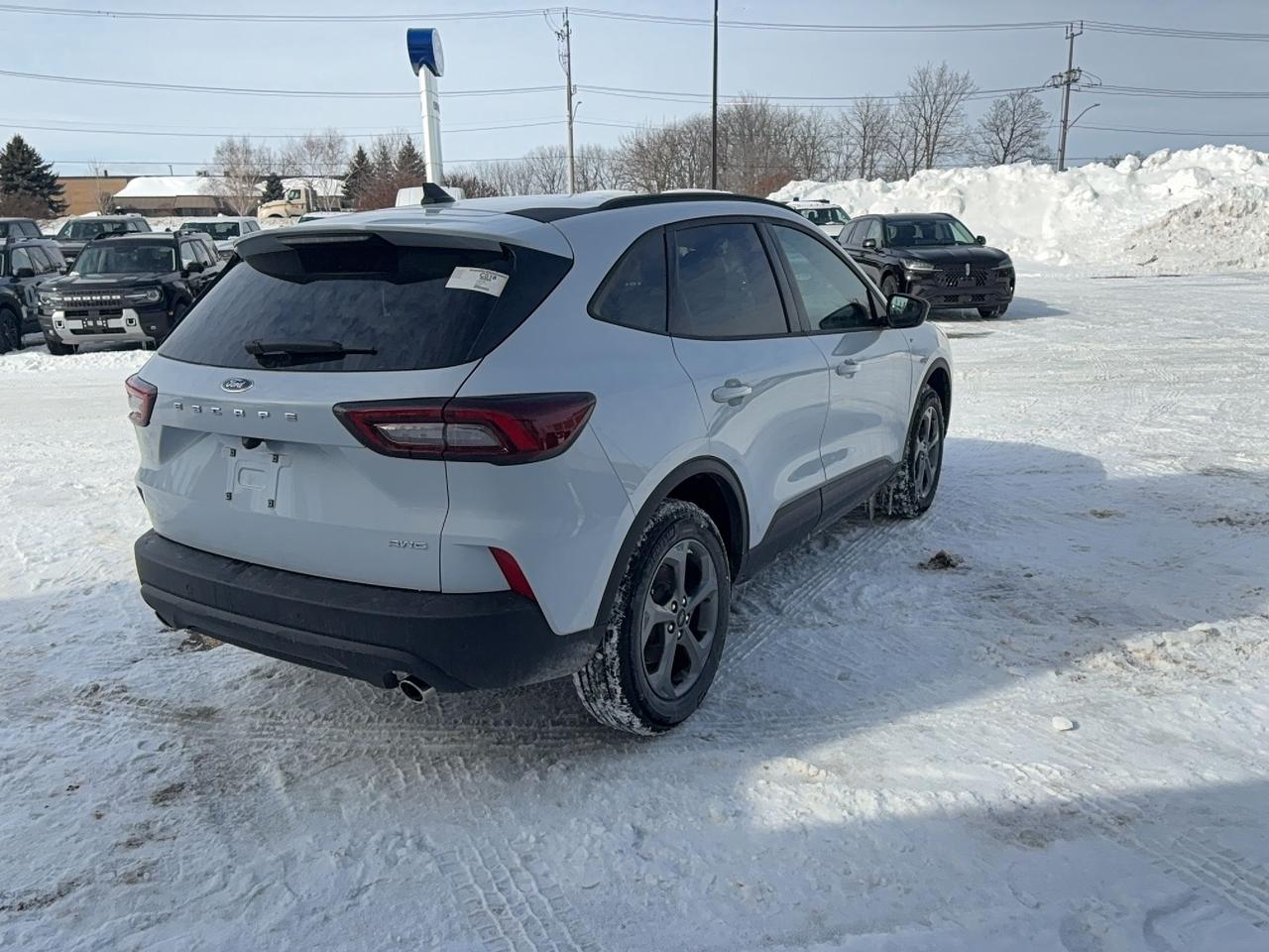 2026 Ford Escape ST-LINE, NAVIGATION, ADAPTIVE CRUISE, REMOTE START Photo
