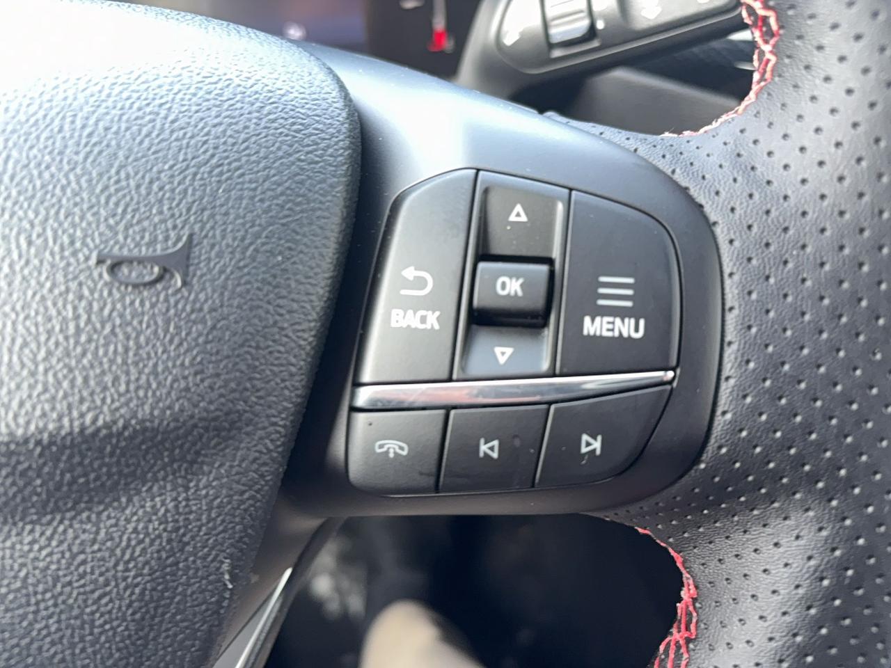 2026 Ford Escape ST-LINE, NAVIGATION, ADAPTIVE CRUISE, REMOTE START Photo