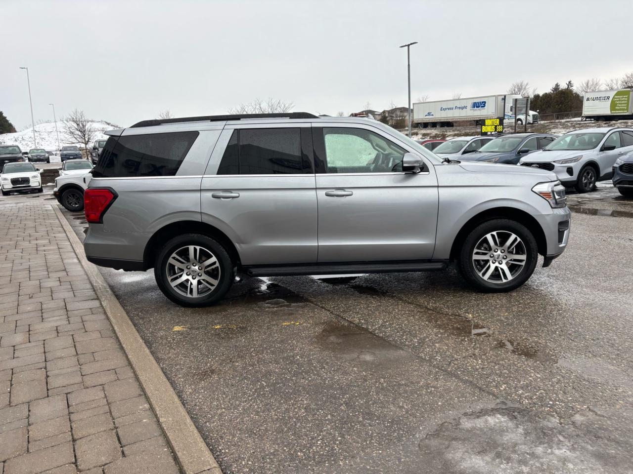 2024 Ford Expedition XLT, SPECIAL EDITION PACKAGE! 20" RIMS! Photo3