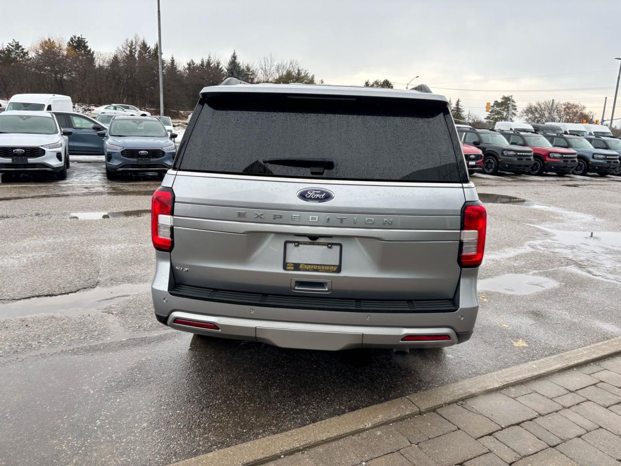 2024 Ford Expedition XLT, SPECIAL EDITION PACKAGE! 20" RIMS! Photo
