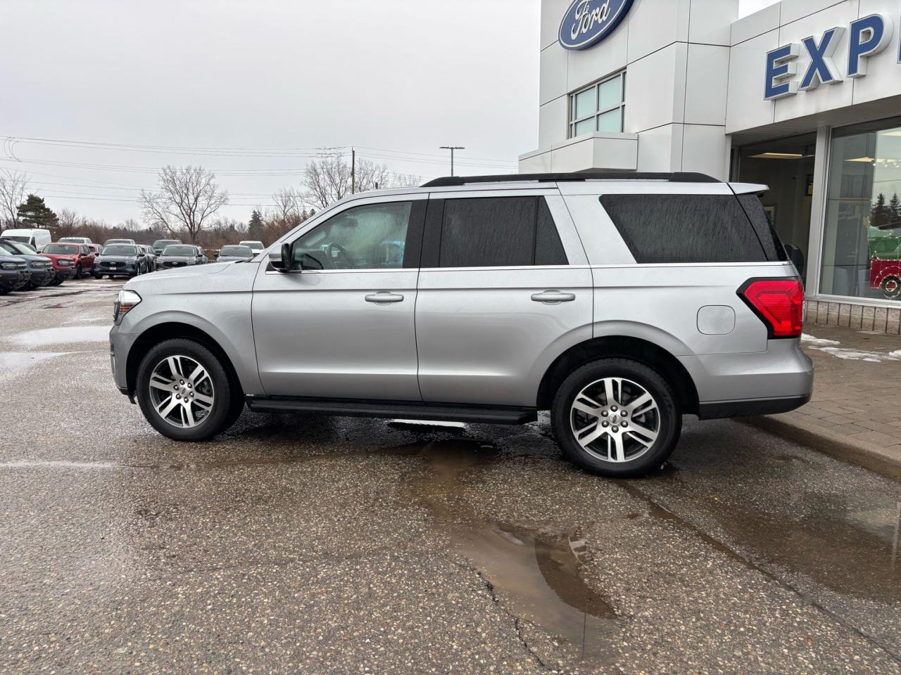 2024 Ford Expedition XLT, SPECIAL EDITION PACKAGE! 20" RIMS! Photo