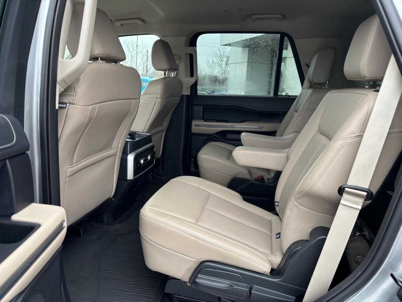 2024 Ford Expedition XLT, SPECIAL EDITION PACKAGE! 20" RIMS! Photo