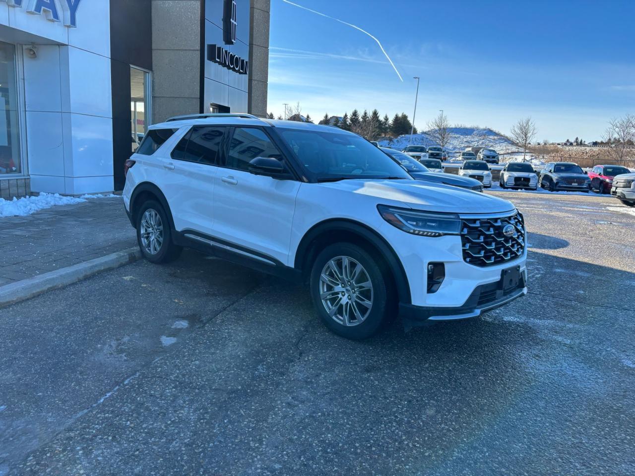 2025 Ford Explorer PLATINUM, LEATHER, MOONROOF, REMOTE START! Photo