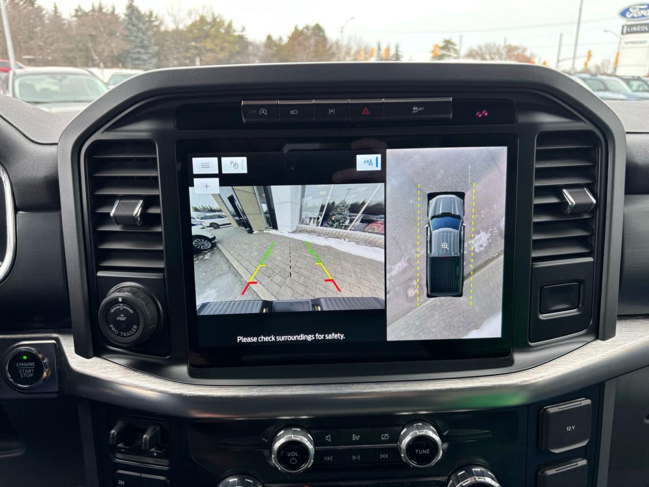 2022 Ford F-150 SUPERCAB! EXTREMELY LOW KM'S! 5L, LOADED! Photo