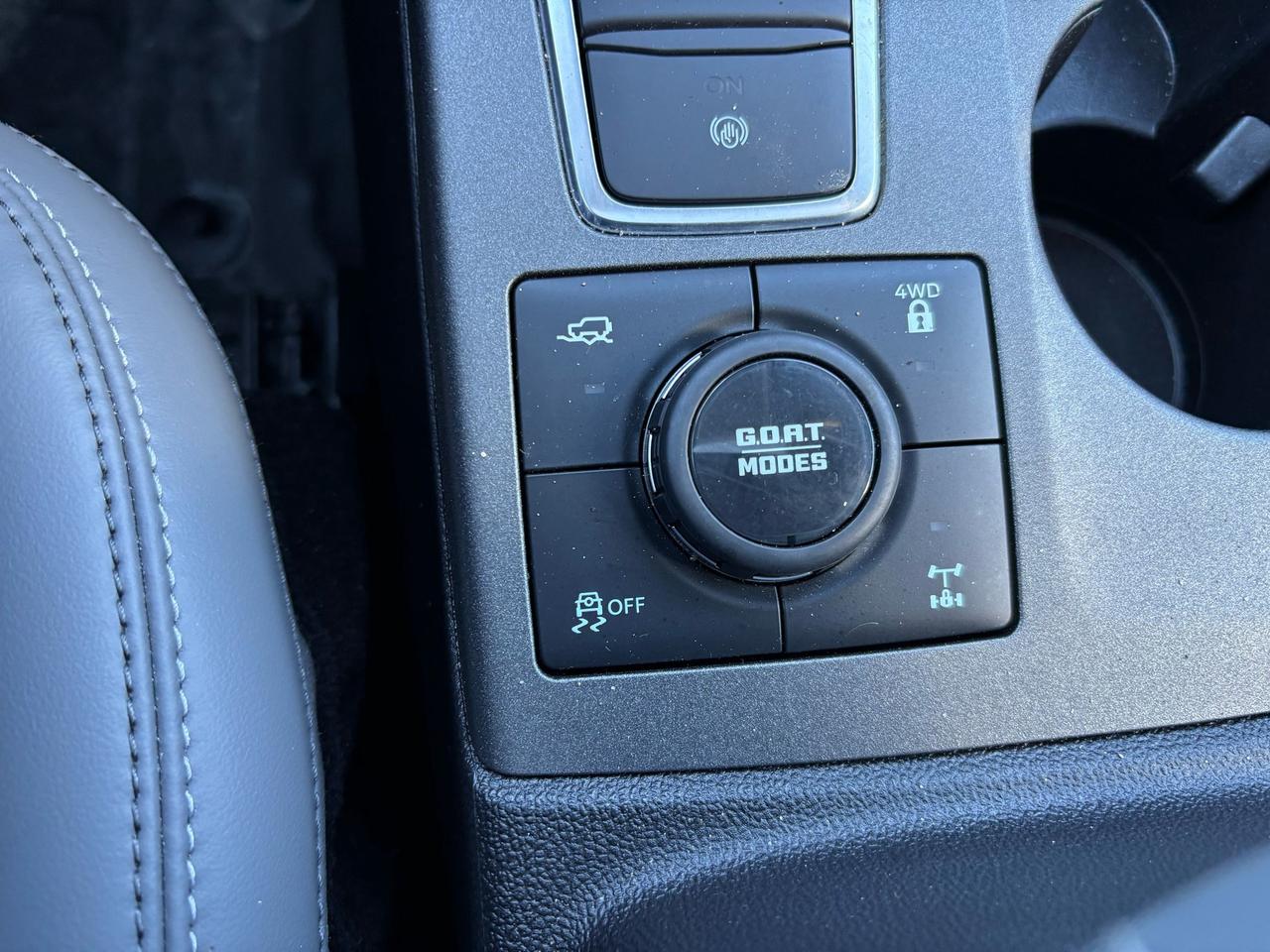 2025 Ford Bronco Sport BADLANDS! MOONROOF! TECH PACK! REMOTE START! Photo