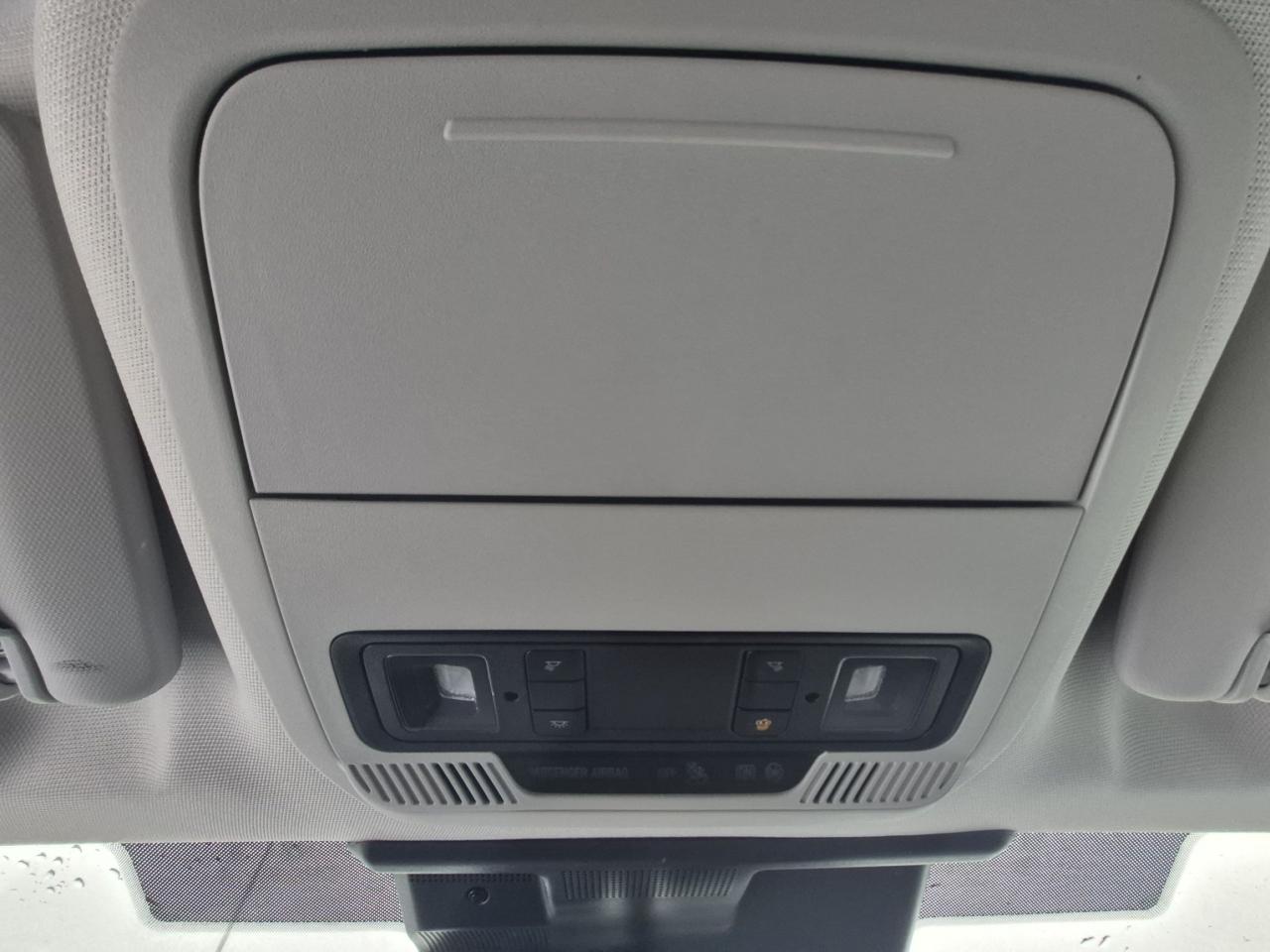 2023 Ford Mustang Mach-E PREMIUM, AWD, STANDARD RANGE, 19" RIMS! Photo