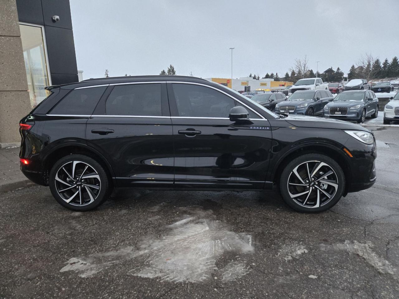 2025 Lincoln Corsair GRAND TOURING, 20" RIMS, HEATED STEERING WHEEL! Photo