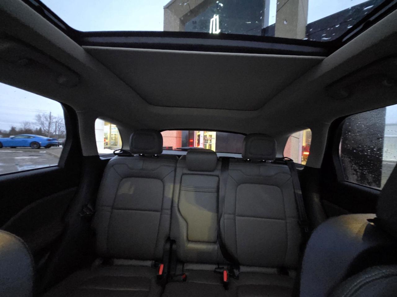 2025 Lincoln Corsair GRAND TOURING, 20" RIMS, HEATED STEERING WHEEL! Photo