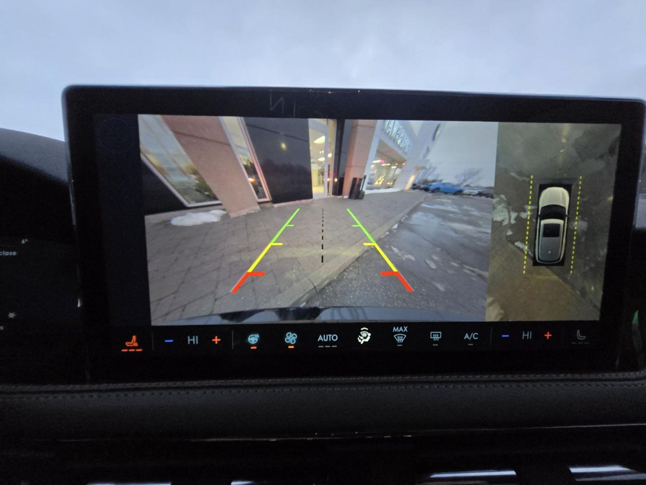 2025 Lincoln Corsair GRAND TOURING, 20" RIMS, HEATED STEERING WHEEL! Photo