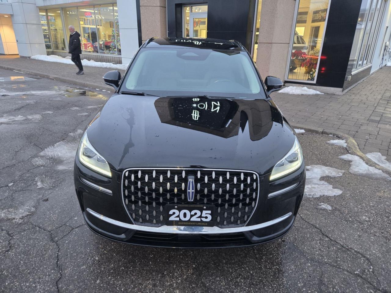 2025 Lincoln Corsair GRAND TOURING, 20" RIMS, HEATED STEERING WHEEL! Photo