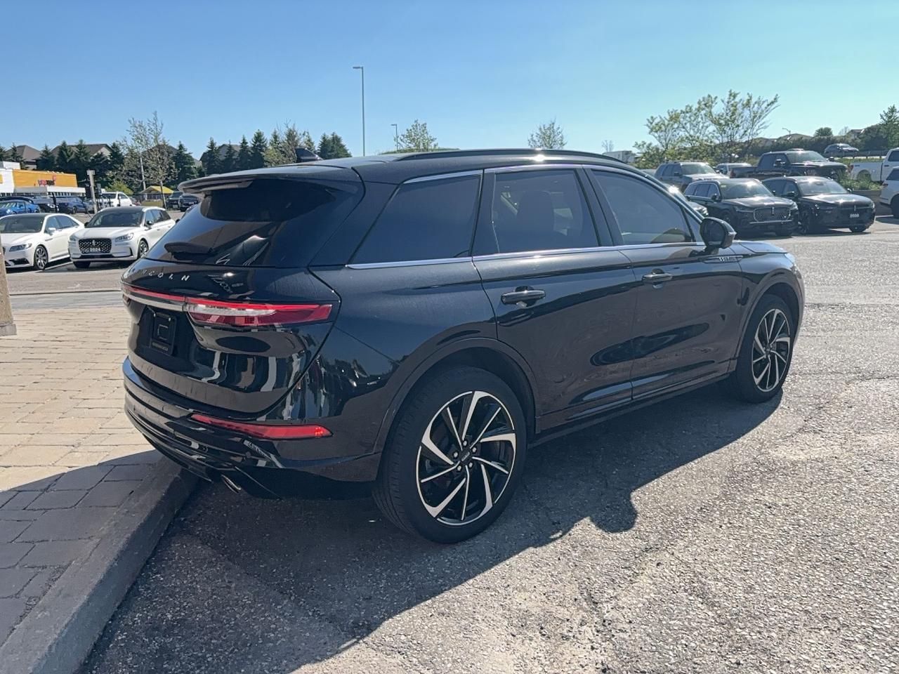 2025 Lincoln Corsair GRAND TOURING, 20" RIMS, HEATED STEERING WHEEL! Photo