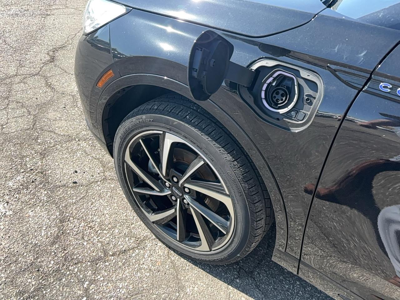 2025 Lincoln Corsair GRAND TOURING, 20" RIMS, HEATED STEERING WHEEL! Photo