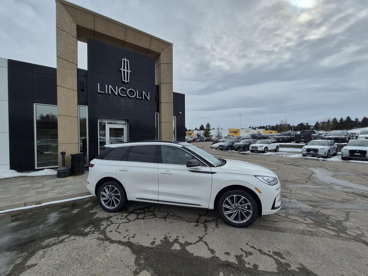 2026 Lincoln Corsair GRAND TOURING AWD, CO-PILOT360 VISION 2 Photo0