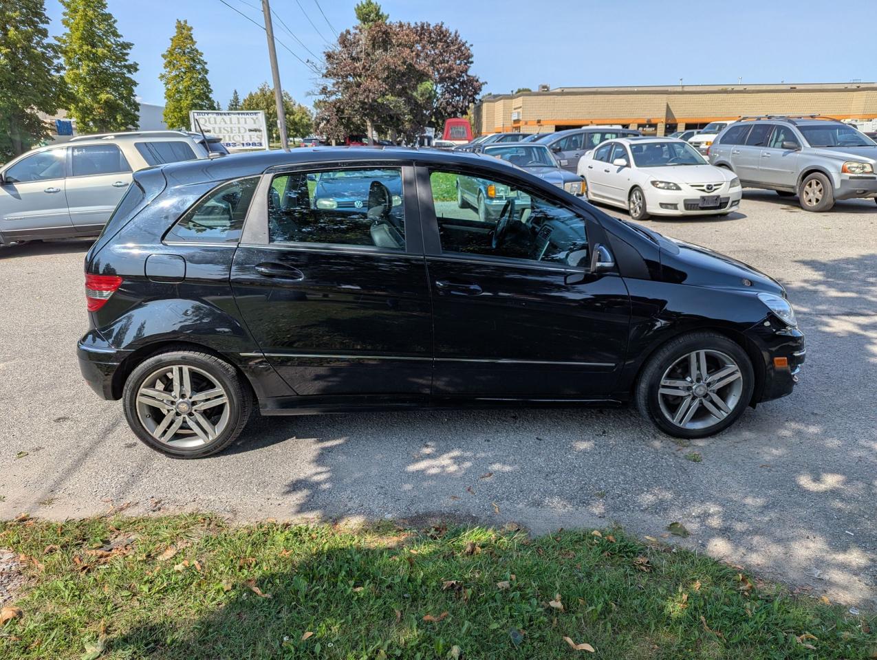 2011 Mercedes-Benz B-Class "Black BEAUTY" certified + FREE 6M warranty Photo2