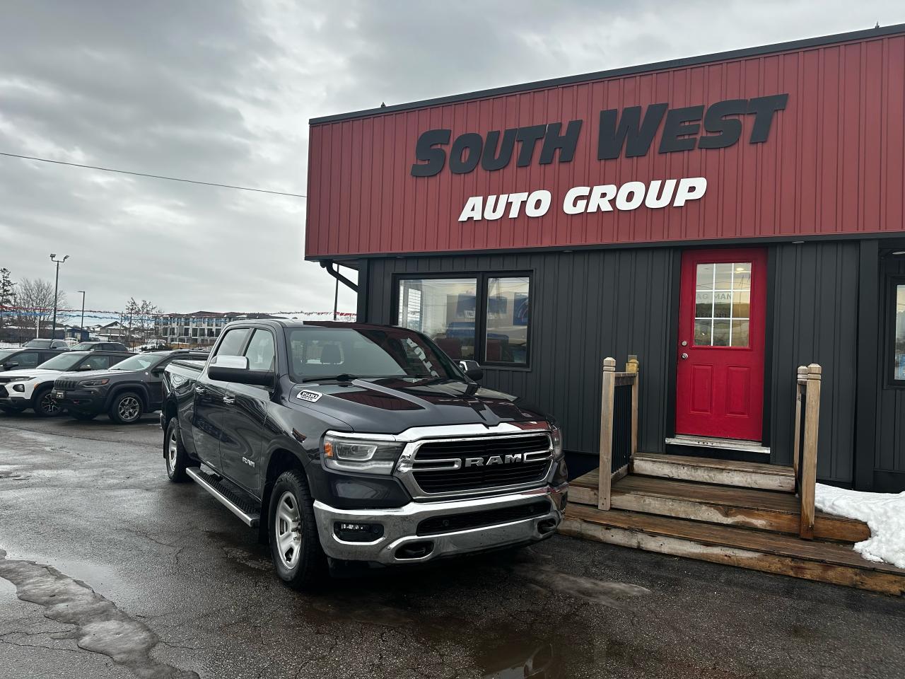 <p><span style=font-size: 12pt; font-family: arial, helvetica, sans-serif;>At South West Auto Group, we are dedicated to help you along your car buying process with helpful, knowledge, and non-pressured staff to help along the way. Receive a CarFax, 150 Point safety inspection, and a clean up with every vehicle.&nbsp;</span></p><p>&nbsp;</p><p>&nbsp;</p><p>&nbsp;</p><p>&nbsp;</p><p>&nbsp;</p><p>&nbsp;</p><p>&nbsp;</p><p><span style=font-family: arial, helvetica, sans-serif; font-size: 12pt;>As part of our referral program, get paid when you send your family and friends and buy.</span></p><p>&nbsp;</p><p>&nbsp;</p><p>&nbsp;</p><p>&nbsp;</p><p>&nbsp;</p><p>&nbsp;</p><p>&nbsp;</p><p><span style=font-size: 12pt; font-family: arial, helvetica, sans-serif;>We want your trade-in! Get an instant Trade In Value on your vehicle:&nbsp;<a href=https://southwestautogroup.ca/trade-in-value/>https://southwestautogroup.ca/trade-in-value/</a></span></p><p>&nbsp;</p><p>&nbsp;</p><p>&nbsp;</p><p>&nbsp;</p><p>&nbsp;</p><p>&nbsp;</p><p>&nbsp;</p><p><span style=font-size: 12pt; font-family: arial, helvetica, sans-serif;>Not sure about your credit, get a Free Credit Check that doesnt affect your credit score:&nbsp;<a href=https://southwestautogroup.ca/free-credit-check/><span style=color: #e03e2d;>https://southwestautogroup.ca/free-credit-check/</span></a></span></p><p>&nbsp;</p><p>&nbsp;</p><p>&nbsp;</p><p>&nbsp;</p><p>&nbsp;</p><p>&nbsp;</p><p>&nbsp;</p><p><span style=font-size: 12pt; font-family: arial, helvetica, sans-serif;>Our dedicated team of credit rebuilding professionals&rsquo; work hand and hand with some of the top lenders in Canada to achieve the best rate, term & payments.&nbsp;Apply online to get your easy, stress-free loan:&nbsp;<span style=color: #e03e2d;><a style=color: #e03e2d; href=https://southwestautogroup.ca/financing>https://southwestautogroup.ca/financing</a></span></span></p><p>&nbsp;</p><p>&nbsp;</p><p>&nbsp;</p><p>&nbsp;</p><p>&nbsp;</p><p>&nbsp;</p><p>&nbsp;</p><p><span style=font-size: 12pt; font-family: arial, helvetica, sans-serif;><span style=color: #333333;>✅</span><span style=color: #333333;>&nbsp;Good, Bad, No credit</span></span></p><p>&nbsp;</p><p>&nbsp;</p><p>&nbsp;</p><p>&nbsp;</p><p>&nbsp;</p><p>&nbsp;</p><p>&nbsp;</p><p><span style=font-size: 12pt; font-family: arial, helvetica, sans-serif;><span style=color: #333333;>✅ $0 Down Options</span></span></p><p>&nbsp;</p><p>&nbsp;</p><p>&nbsp;</p><p>&nbsp;</p><p>&nbsp;</p><p>&nbsp;</p><p>&nbsp;</p><p><span style=font-size: 12pt; font-family: arial, helvetica, sans-serif;><span style=color: #333333;>✅ Cashback Options</span></span></p><p>&nbsp;</p><p>&nbsp;</p><p>&nbsp;</p><p>&nbsp;</p><p>&nbsp;</p><p>&nbsp;</p><p>&nbsp;</p><p><span style=font-size: 12pt; font-family: arial, helvetica, sans-serif;><span style=color: #333333;>✅ Existing Auto Loan</span></span></p><p>&nbsp;</p><p>&nbsp;</p><p>&nbsp;</p><p>&nbsp;</p><p>&nbsp;</p><p>&nbsp;</p><p>&nbsp;</p><p><span style=font-size: 12pt; font-family: arial, helvetica, sans-serif;><span style=color: #333333;>✅</span><span style=color: #333333;>&nbsp;Second chance credit</span></span></p><p>&nbsp;</p><p>&nbsp;</p><p>&nbsp;</p><p>&nbsp;</p><p>&nbsp;</p><p>&nbsp;</p><p>&nbsp;</p><p><span style=font-size: 12pt; font-family: arial, helvetica, sans-serif;><span style=color: #333333;>✅</span><span style=color: #333333;>&nbsp;Repossession</span></span></p><p>&nbsp;</p><p>&nbsp;</p><p>&nbsp;</p><p>&nbsp;</p><p>&nbsp;</p><p>&nbsp;</p><p>&nbsp;</p><p><span style=font-size: 12pt; font-family: arial, helvetica, sans-serif;><span style=color: #333333;>✅</span><span style=color: #333333;>&nbsp;Divorce</span></span></p><p>&nbsp;</p><p>&nbsp;</p><p>&nbsp;</p><p>&nbsp;</p><p>&nbsp;</p><p>&nbsp;</p><p>&nbsp;</p><p><span style=font-size: 12pt; font-family: arial, helvetica, sans-serif;><span style=color: #333333;>✅</span><span style=color: #333333;>&nbsp;Bankruptcy/Consumer Proposal</span></span></p><p>&nbsp;</p><p>&nbsp;</p><p>&nbsp;</p><p>&nbsp;</p><p>&nbsp;</p><p>&nbsp;</p><p>&nbsp;</p><p><span style=font-size: 12pt; font-family: arial, helvetica, sans-serif;><span style=color: #333333;>✅</span><span style=color: #333333;>&nbsp;Pension & disability</span></span></p><p>&nbsp;</p><p>&nbsp;</p><p>&nbsp;</p><p>&nbsp;</p><p>&nbsp;</p><p>&nbsp;</p><p>&nbsp;</p><p><span style=font-size: 12pt; font-family: arial, helvetica, sans-serif;><span style=color: #333333;>✅</span><span style=color: #333333;>&nbsp;Slow/late payments</span></span></p><p>&nbsp;</p><p>&nbsp;</p><p>&nbsp;</p><p>&nbsp;</p><p>&nbsp;</p><p>&nbsp;</p><p>&nbsp;</p><p>&nbsp;</p><p>&nbsp;</p><p>&nbsp;</p><p>&nbsp;</p><p>&nbsp;</p><p>&nbsp;</p><p>&nbsp;</p><p>&nbsp;</p><p><span style=font-family: arial, helvetica, sans-serif; font-size: 12pt;>*Our Staff put in the most effort to ensure the accuracy of the information listed above. Please confirm with a sales representative to confirm the accuracy of this information</span></p><p>&nbsp;</p><p><span style=font-family: arial, helvetica, sans-serif; font-size: 12pt;><span style=color: #222222; font-family: Arial, Helvetica, sans-serif; font-size: small; background-color: #ffffff;>All retail vehicles are MTO standard certified at the time of delivery. Advertised prices are finance prices. Prices do not include taxes, licensing, warranty, Total Loss Protection (GAP), or the Safe & Secure Package ($699 extra). Additional fees may apply. Please contact us for full details.*</span></span></p>