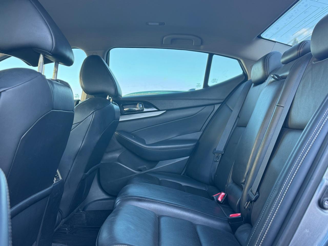 2016 Nissan Maxima SV **DEALER SERVICED** - Photo #30