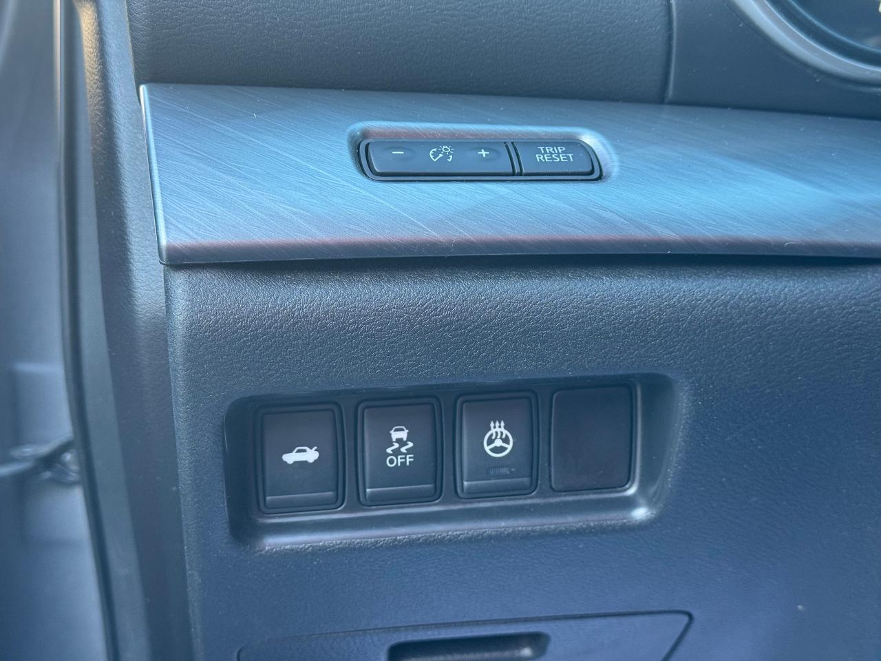 2016 Nissan Maxima SV **DEALER SERVICED** - Photo #26