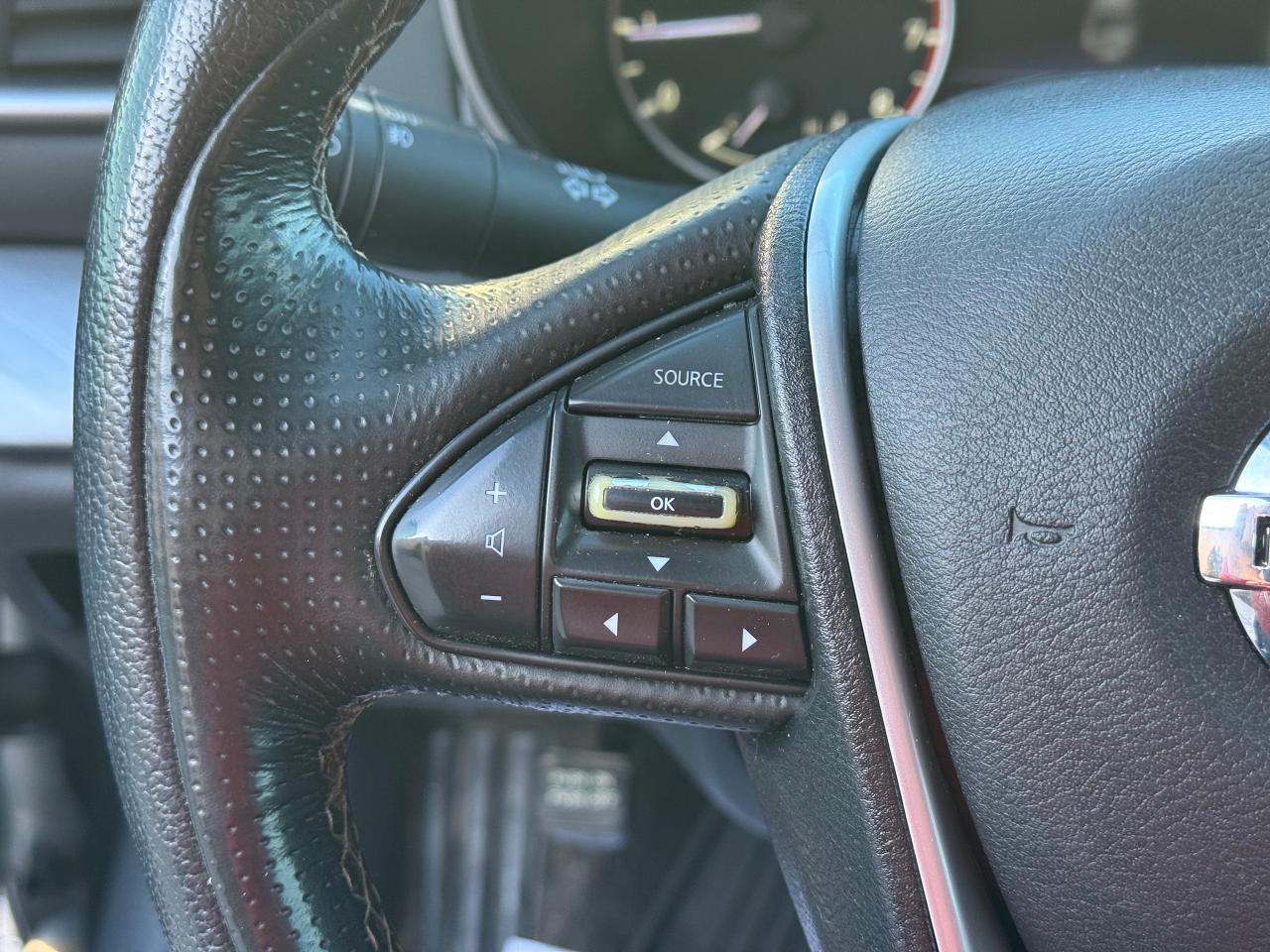 2016 Nissan Maxima SV **DEALER SERVICED** - Photo #21