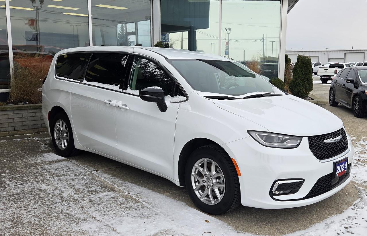 2024 Chrysler Pacifica Touring-L