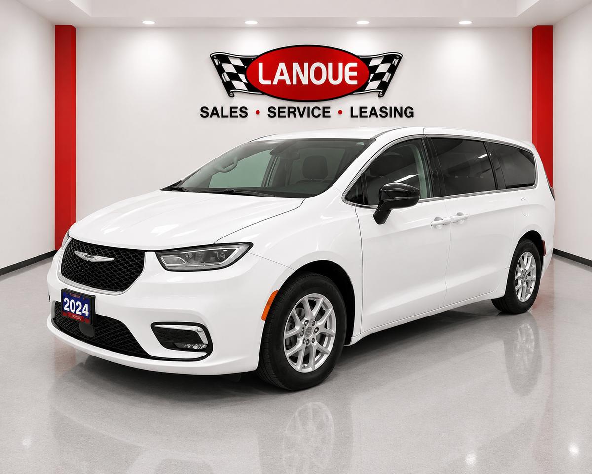 2024 Chrysler Pacifica Touring-L Photo
